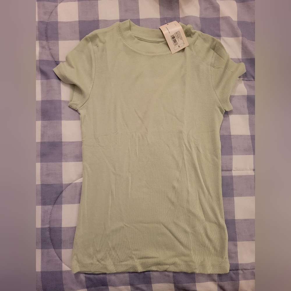 NWT Light Green Short Sleeve Top